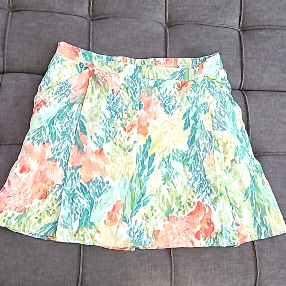 Old navy multi‎ print drapey skirt  M pockets